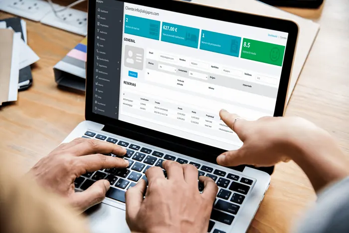hotelcrm